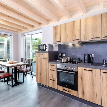 Pleasant In Near The Lakebeach Holiday home